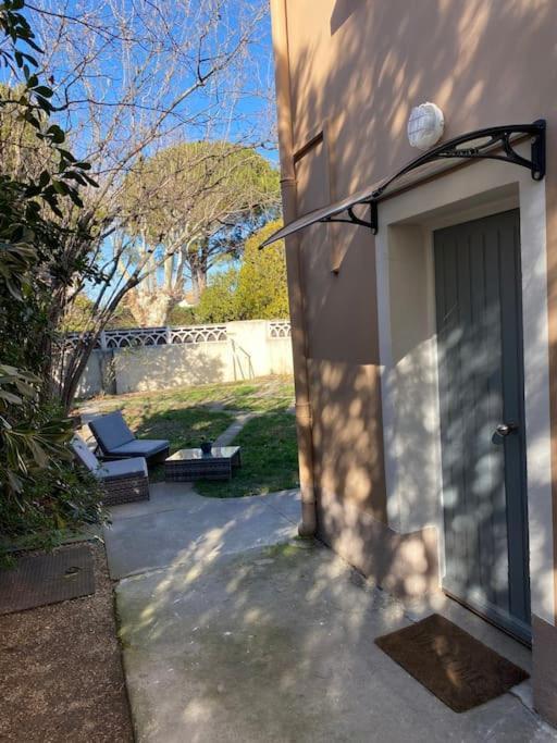 Spa Jardin Prive T3 Independant Dans Villa Morieres-les-Avignon Esterno foto