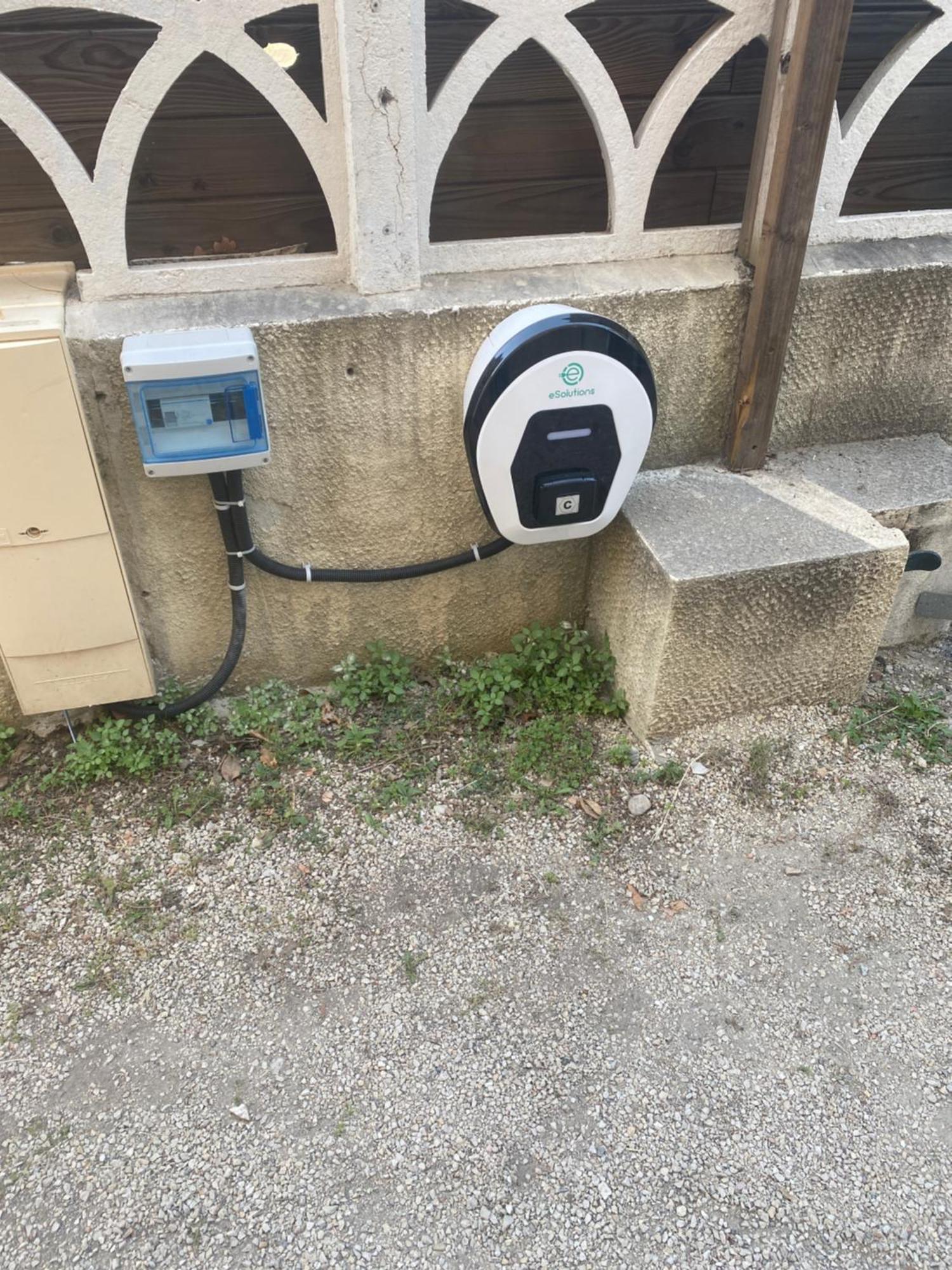 Spa Jardin Prive T3 Independant Dans Villa Morieres-les-Avignon Esterno foto